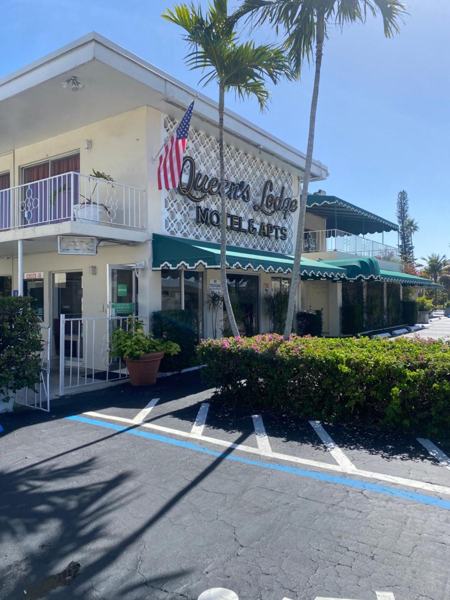 Queens Lodge Motel West Palm Beach Exteriör bild