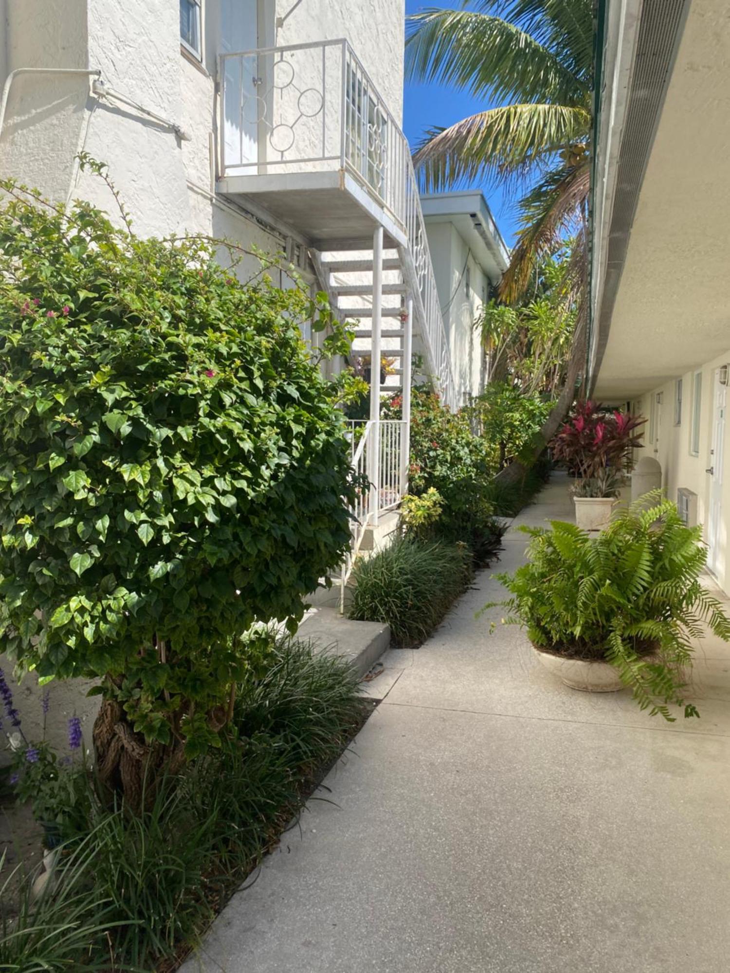 Queens Lodge Motel West Palm Beach Exteriör bild