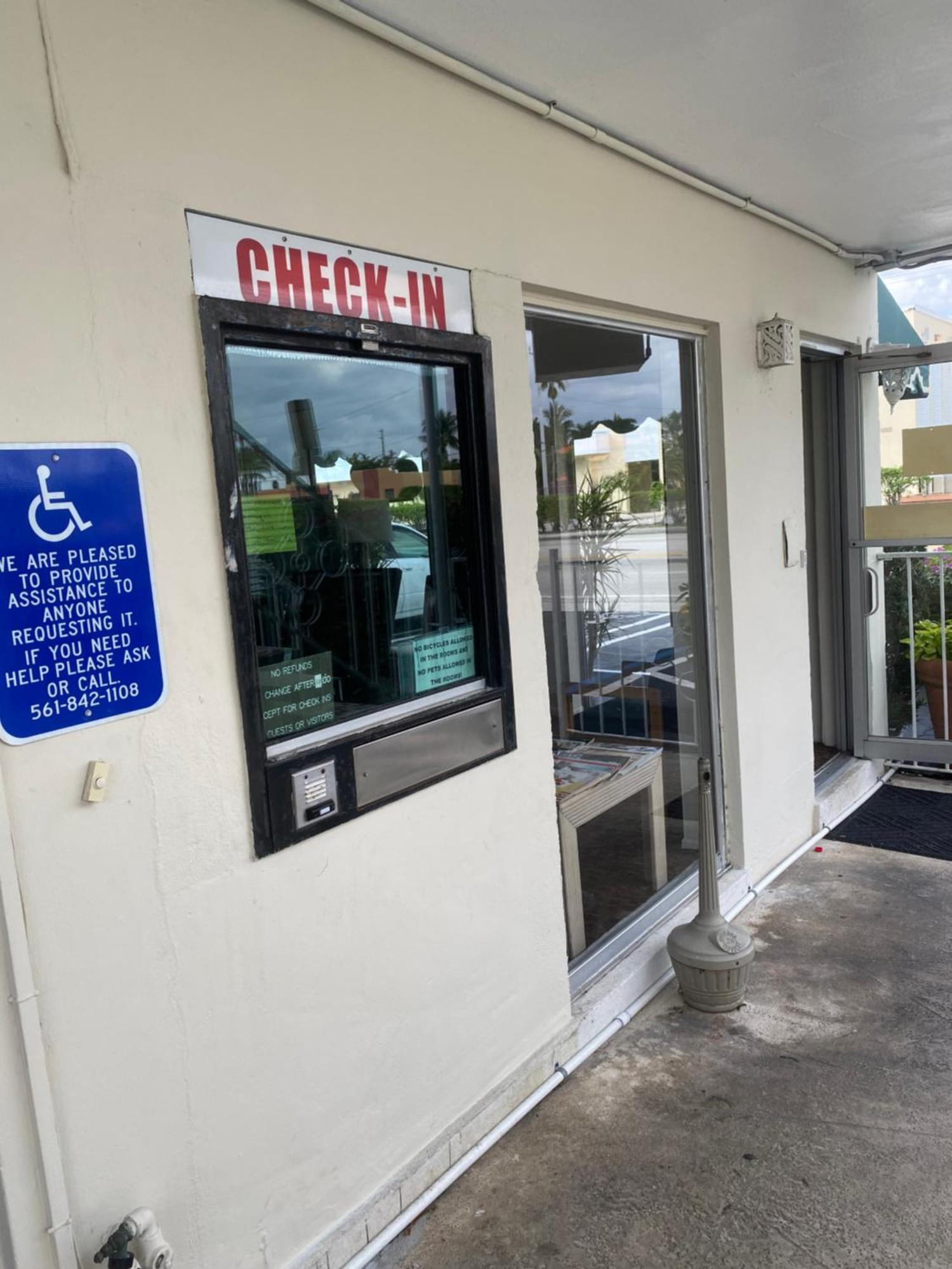 Queens Lodge Motel West Palm Beach Exteriör bild